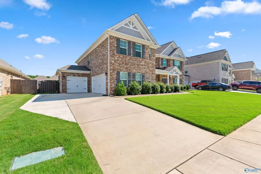 112 Fenton Circle, Madison, AL 35756 - #3