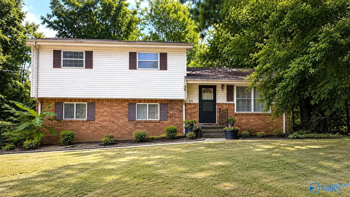 3603 Reynolds Circle Nw, Huntsville, AL 35810 - #1