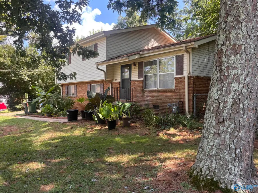 3603 Reynolds Circle Nw, Huntsville, AL 35810 - #3