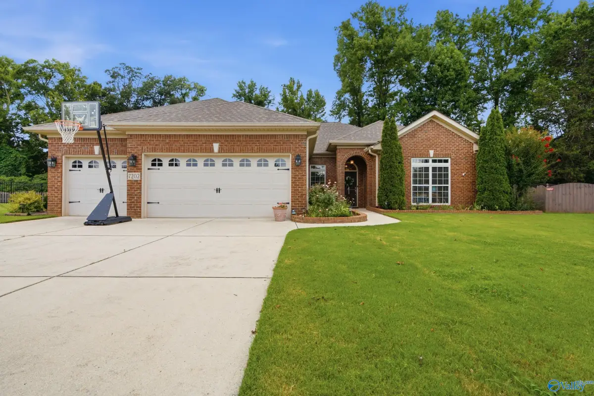 7202 Avonwood Lane Se, Owens Cross Roads, AL 35763 - #1