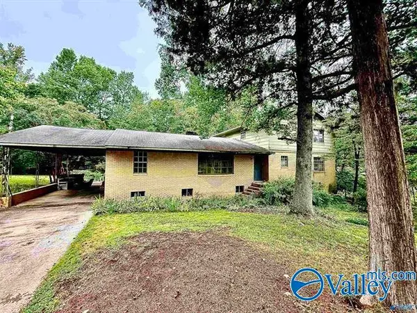 258 N Mountain Drive, Trinity, AL 35673