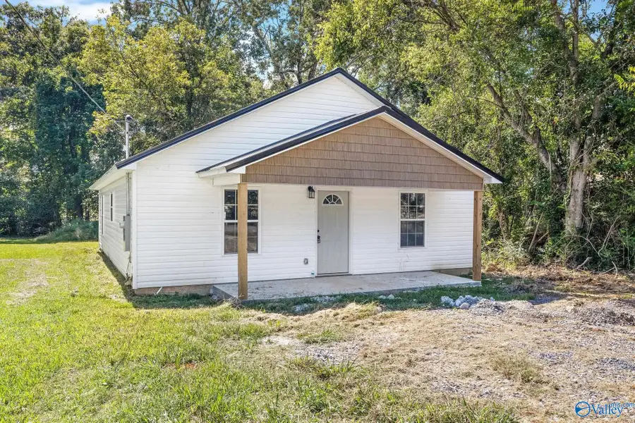2806 Cambron Street, Gadsden, AL 35904 - #2