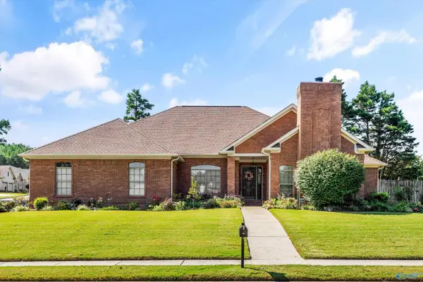 194 Greenlawn Drive, Meridianville, AL 35759