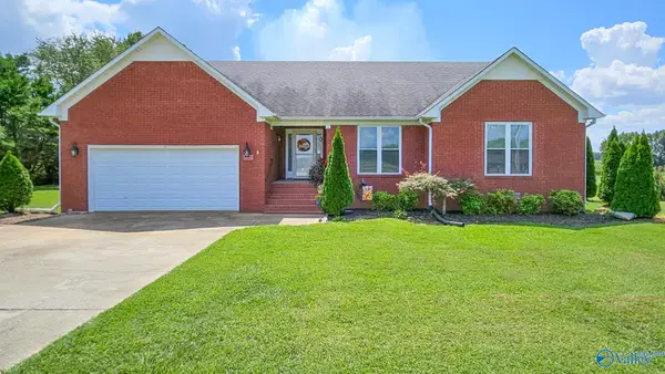 10150 Snake Road, Athens, AL 35611