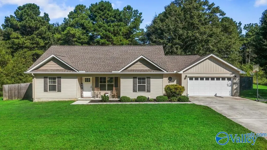 64 Central Henderson Road, Boaz, AL 35957 - #1