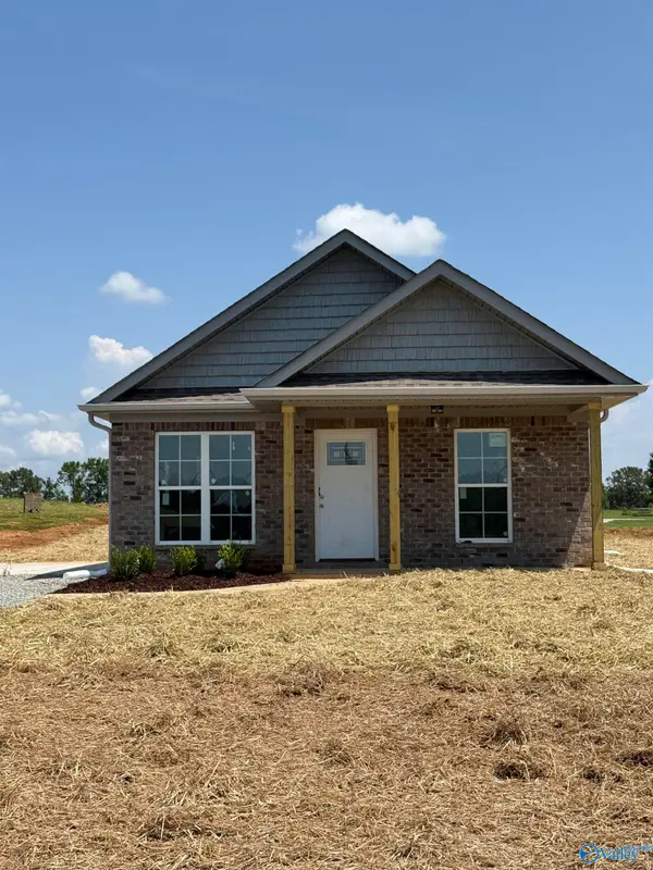 12604 Sommers Road, Athens, AL 35611