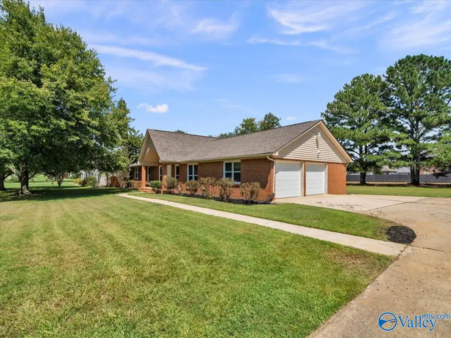 1809 Lindsay Lane S, Athens, AL 35613 - #3