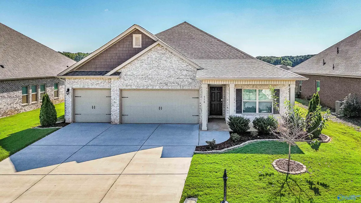 514 E River Landing Blvd, Madison, AL 35756 - #1