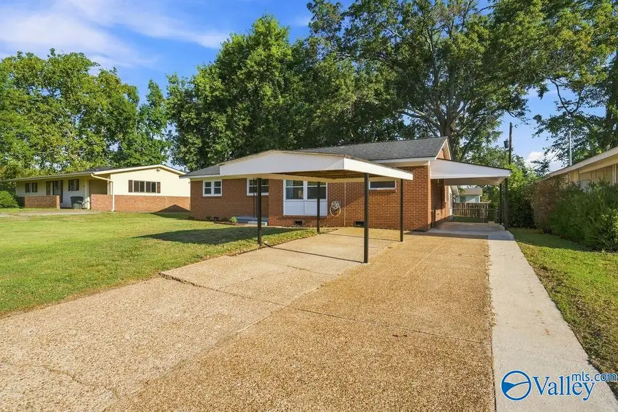 4214 Coffee Drive Sw, Huntsville, AL 35805 - #3