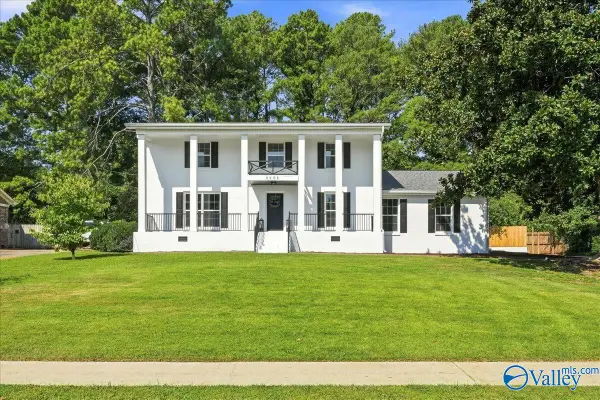 8908 SE Willow Hills Drive, Huntsville, AL 35802