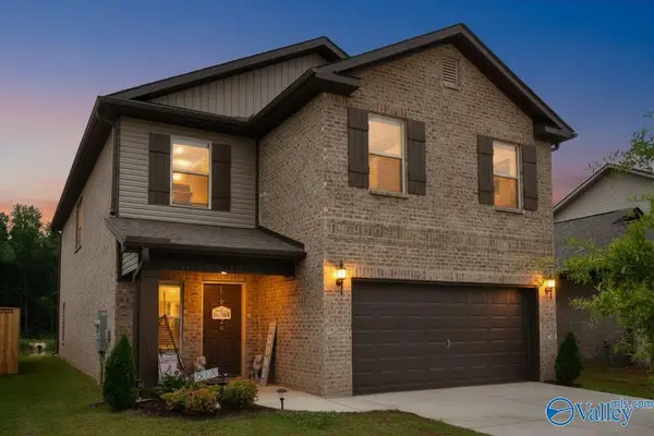 28120 Caperton Drive, Harvest, AL 35749