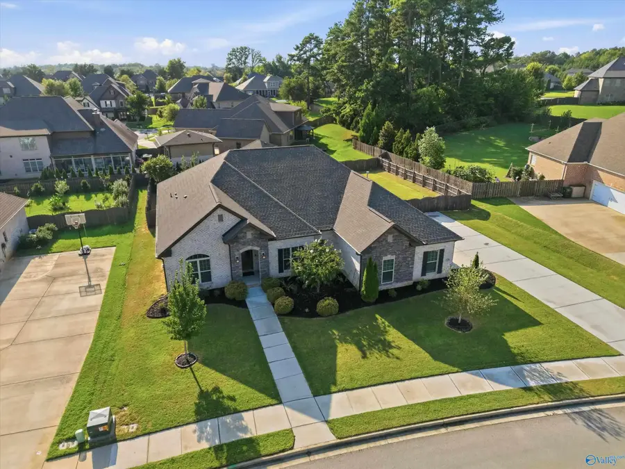 220 Coach Lamp Drive, Madison, AL 35758 - #2