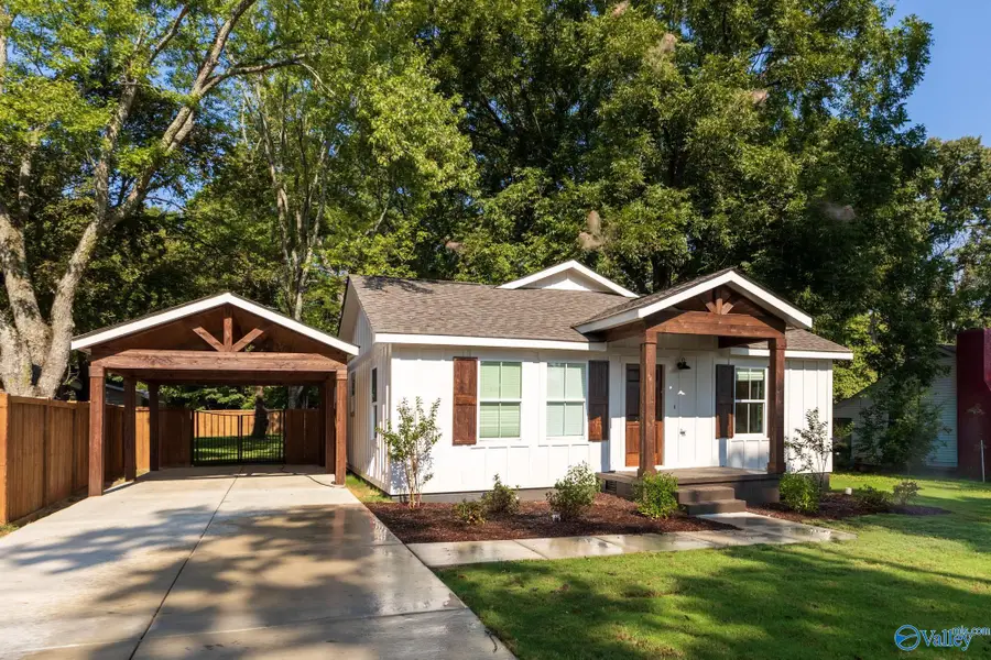 2113 Lee High Drive, Huntsville, AL 35811 - #2