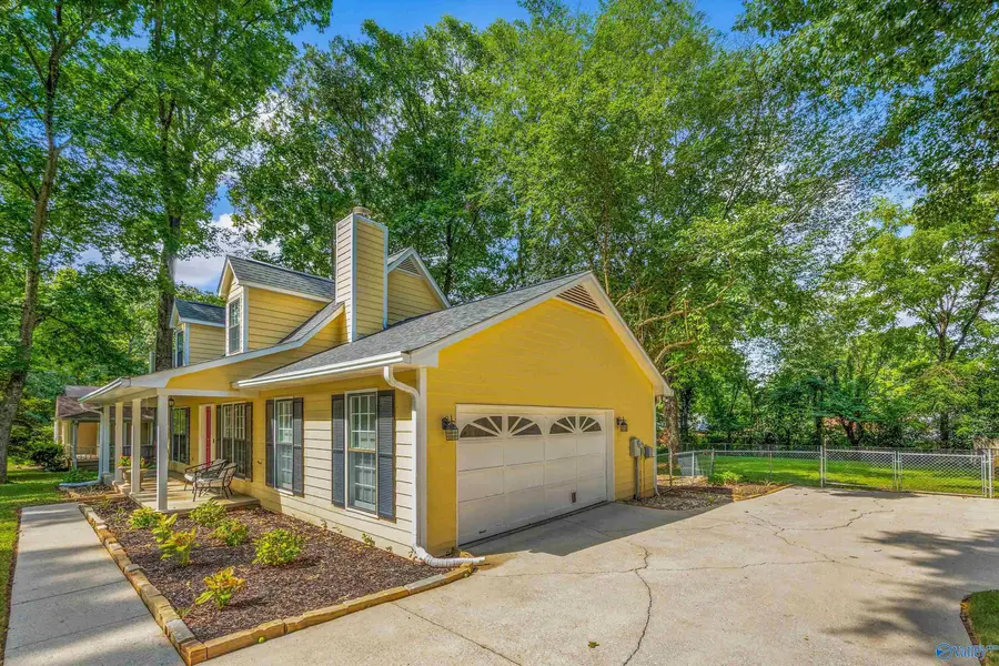 110 Raleigh Way, Huntsville, AL 35811 - #3