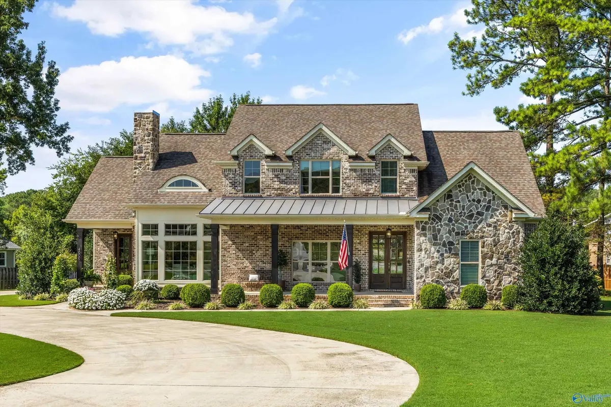 4000 Dobbs Drive Se, Huntsville, AL 35802 - #1