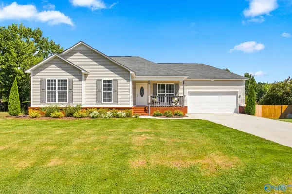 111 Tanner Ridge Circle, New Market, AL 35761