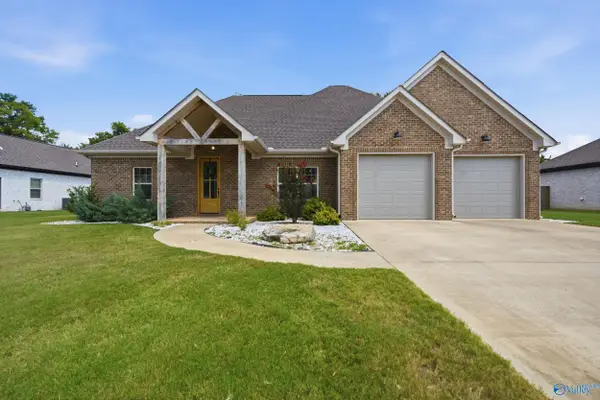 1211 Glendora Avenue, Tuscumbia, AL 35674