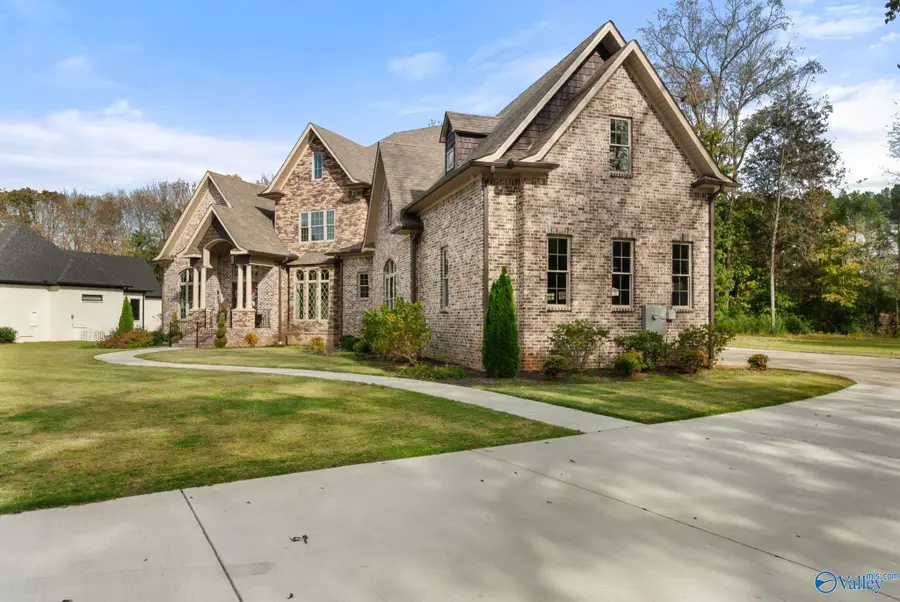 205 Briarwood Circle, Athens, AL 35613 - #3