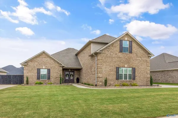 26381 Woodfield Drive, Athens, AL 35613