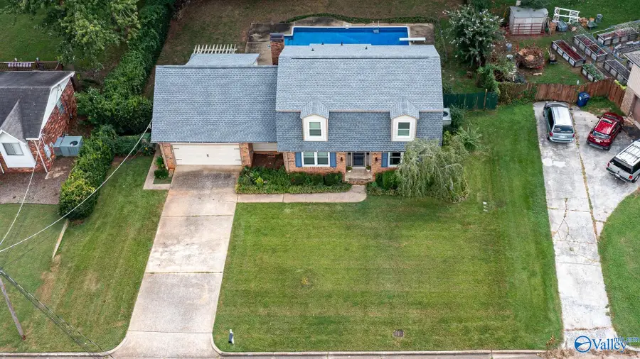 818 SE Esslinger Road, Huntsville, AL 35802 - #2