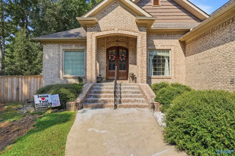 286 Plantation Circle, Killen, AL 35645 - #3