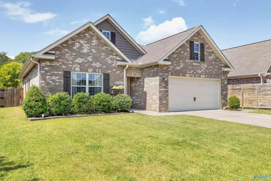 3011 Monterrey Drive Sw, Decatur, AL 35603 - #2