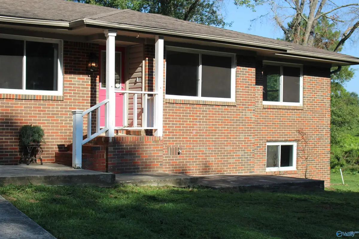 533 County Road 645, Hanceville, AL 35077 - #1