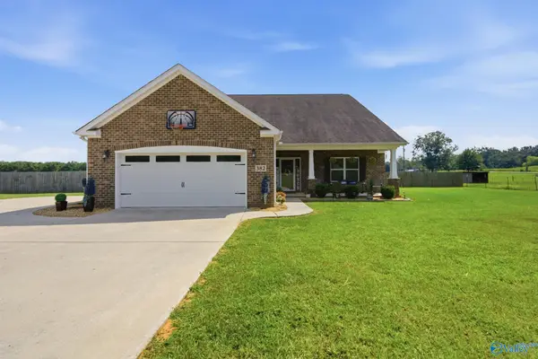 382 Herman Bailey Road, Somerville, AL 35670
