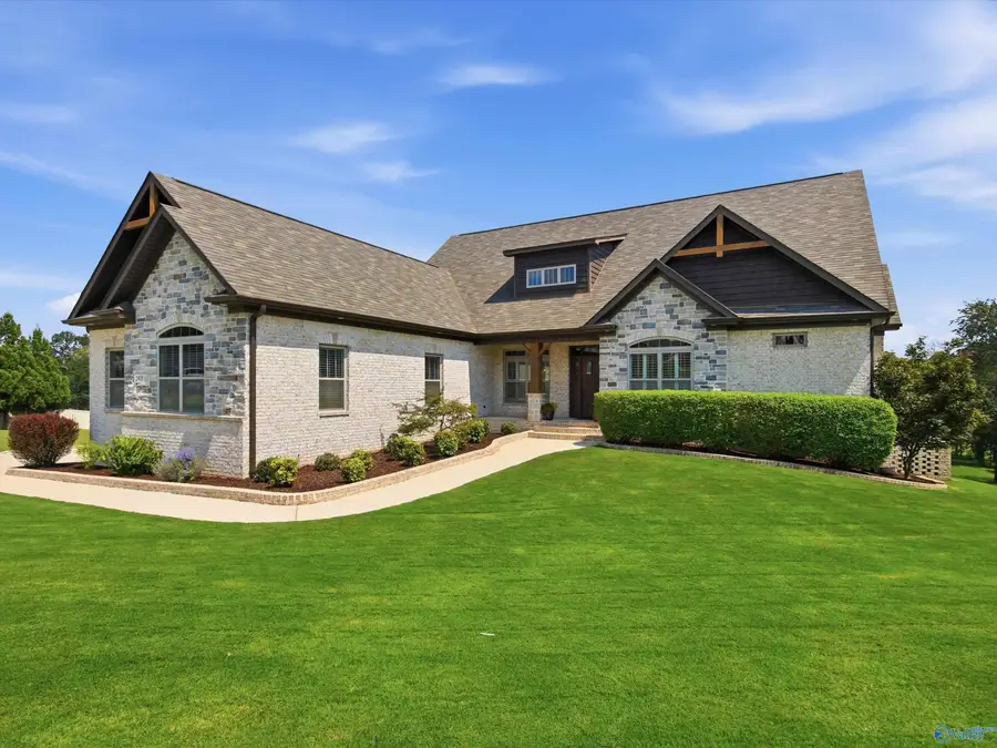 240 Brevard Boulevard, Huntsville, AL 35811 - #2
