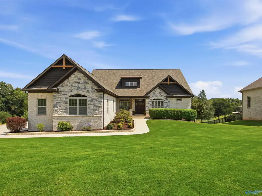 240 Brevard Boulevard, Huntsville, AL 35811 - #3