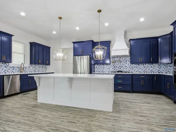 3811 South Chapel Hill Road Sw, Decatur, AL 35603