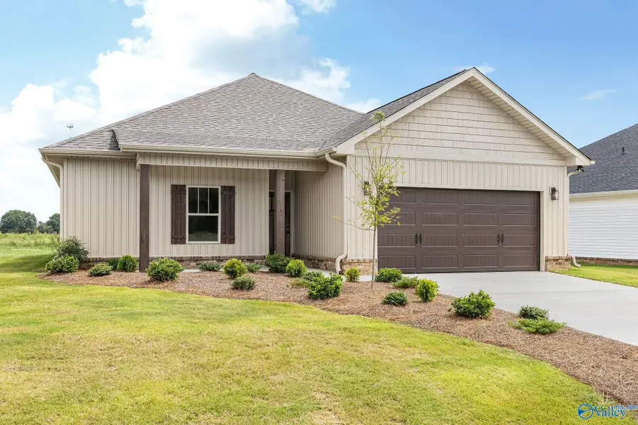 225 Deer Trail, Union Grove, AL 35175 - #2