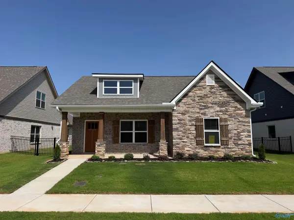17408 Brooklawn Street, Athens, AL 35611
