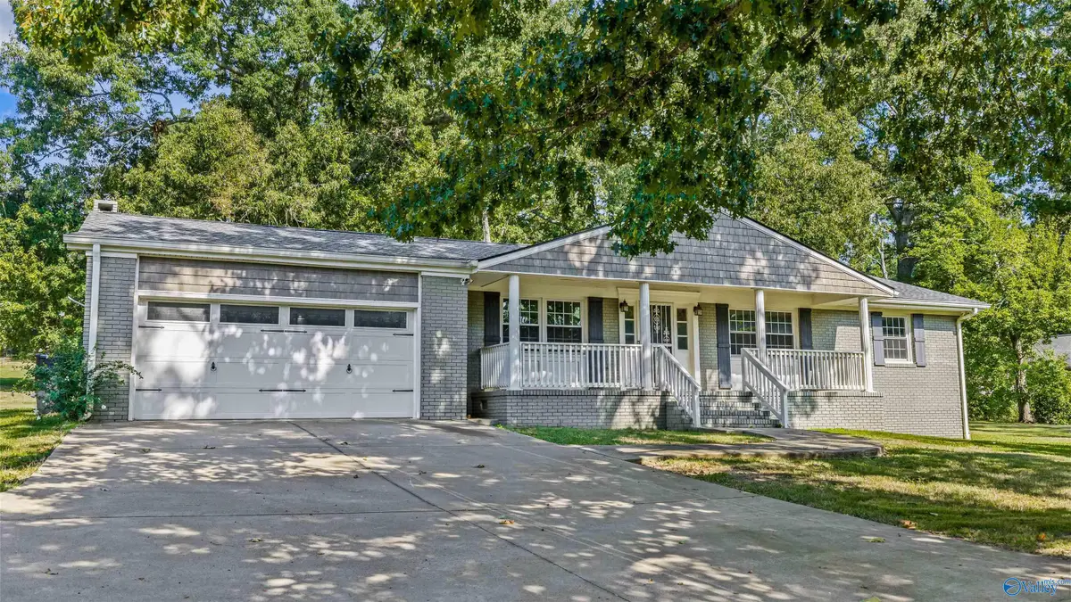 3002 N Alabama Avenue, Fort Payne, AL 35967 - #1