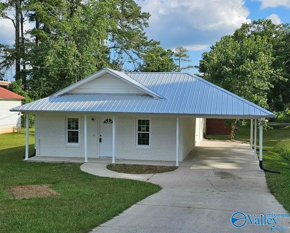 223 3rd Avenue Nw, Arab, AL 35016 - #1