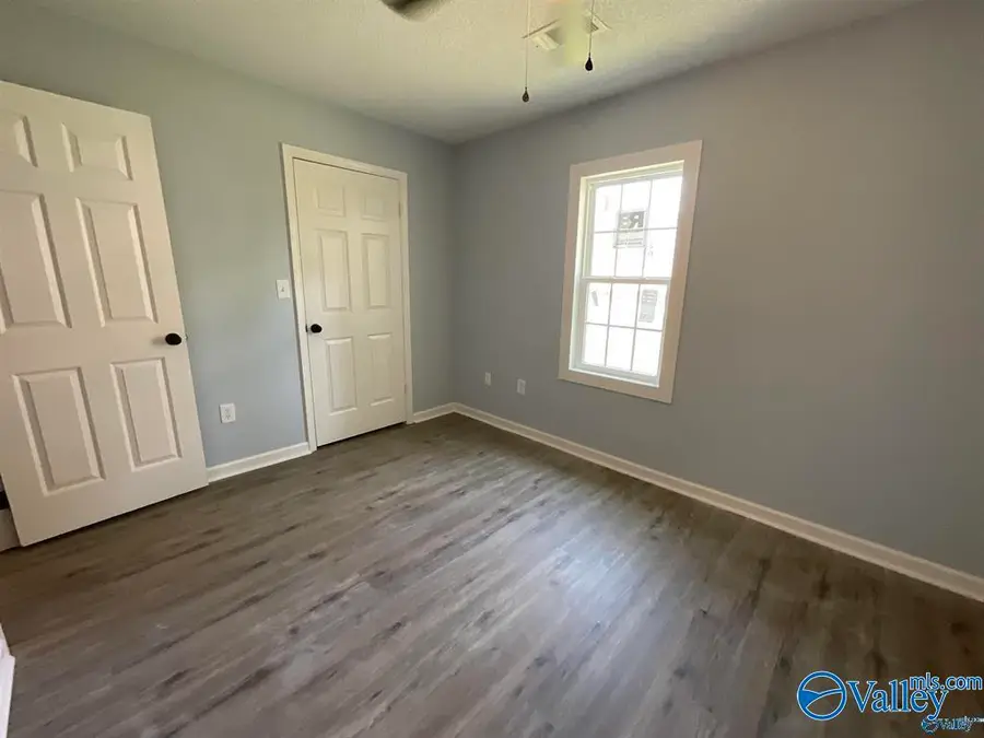 223 3rd Avenue Nw, Arab, AL 35016 - #2