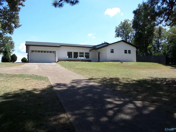 1123 Bellevue Drive, Gadsden, AL 35904