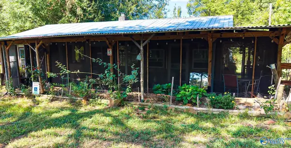 237 Marion Stough Road, Fayette, AL 35555