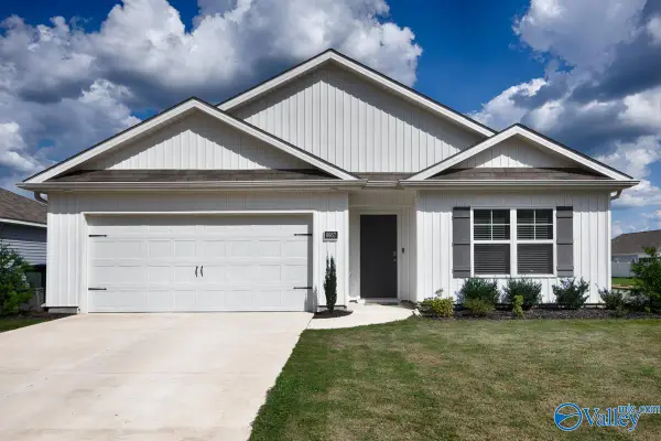 9957 Sequoyah Cove Drive, Owens Cross Roads, AL 35763