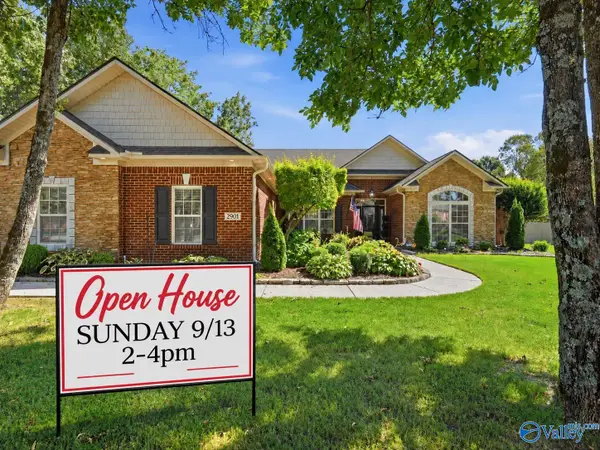 2901 Winterberry Way Se, Owens Cross Roads, AL 35763