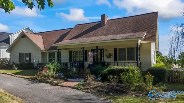 1900 Stevens Street, Guntersville, AL 36976