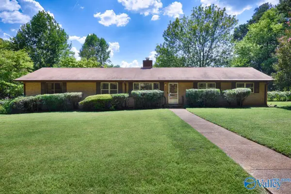 818 Dellwood Road Se, Huntsville, AL 35802
