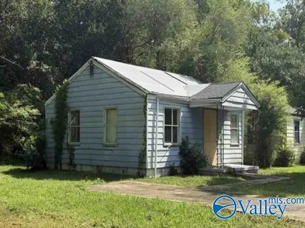 17 Hoadley Street, Midfield, AL 35228