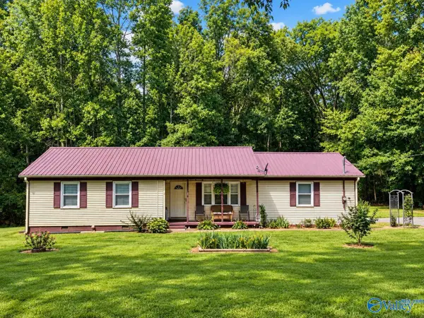 650 Mulberry Road, Hazel Green, AL 35750