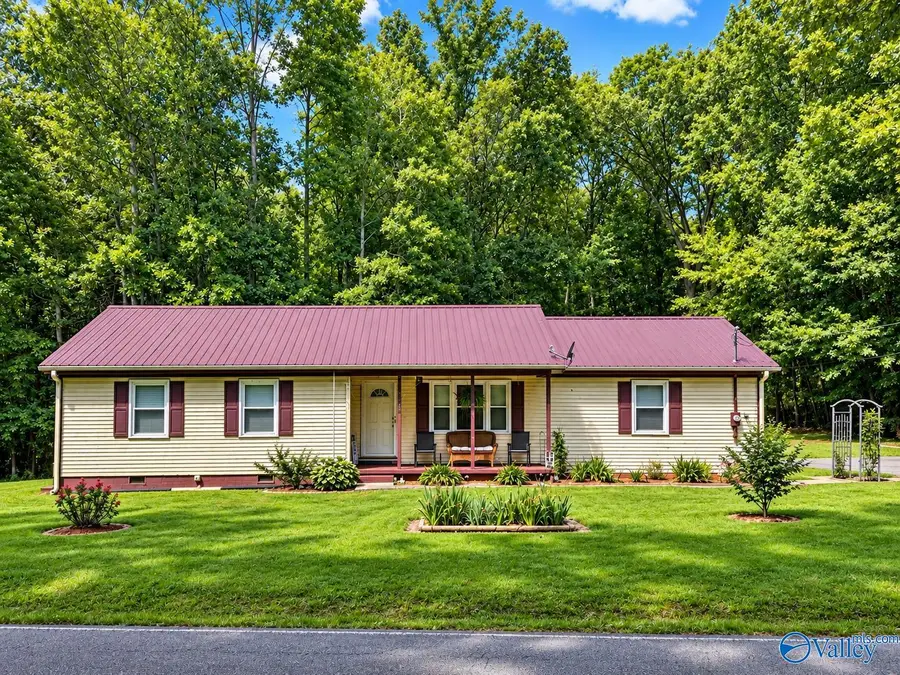 650 Mulberry Road, Hazel Green, AL 35750 - #2