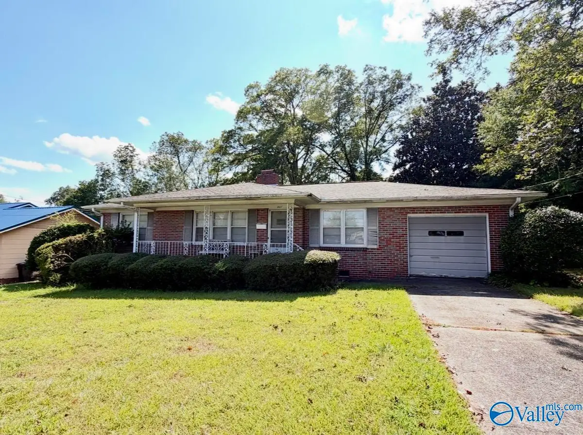 807 Lay Street, Gadsden, AL 35903 - #1