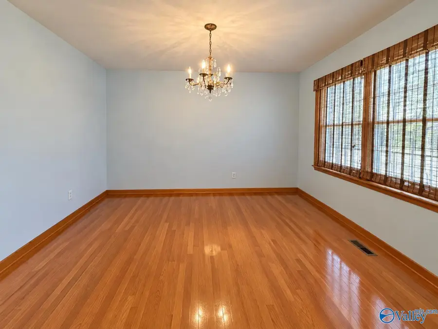 807 Lay Street, Gadsden, AL 35903 - #3