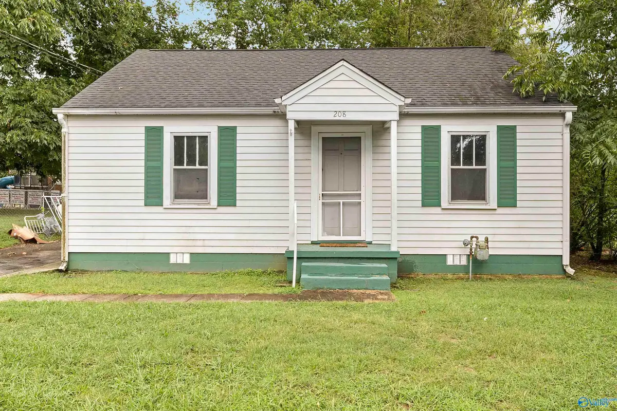 208 Chestnut Street, Hartselle, AL 35640 - #1