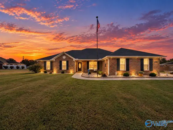 129 Edgebrook Drive, Ardmore, AL 35739