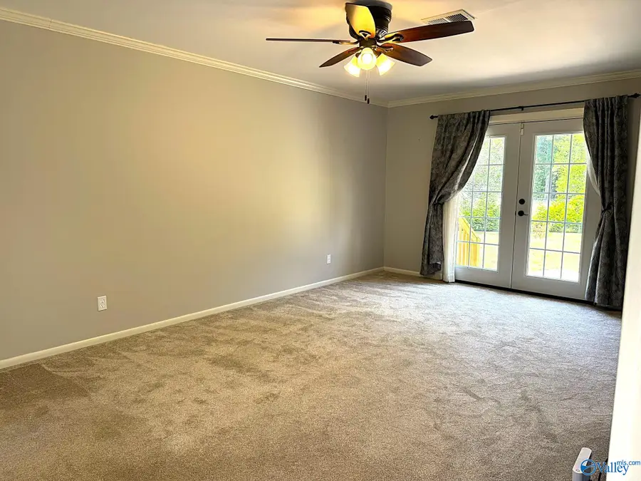 3726 Oakdale Court Nw, Huntsville, AL 35810 - #2